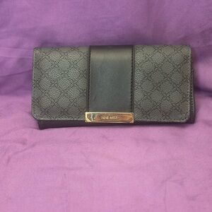 Nine West Elegant Black Wallet With Lots Of Pockets